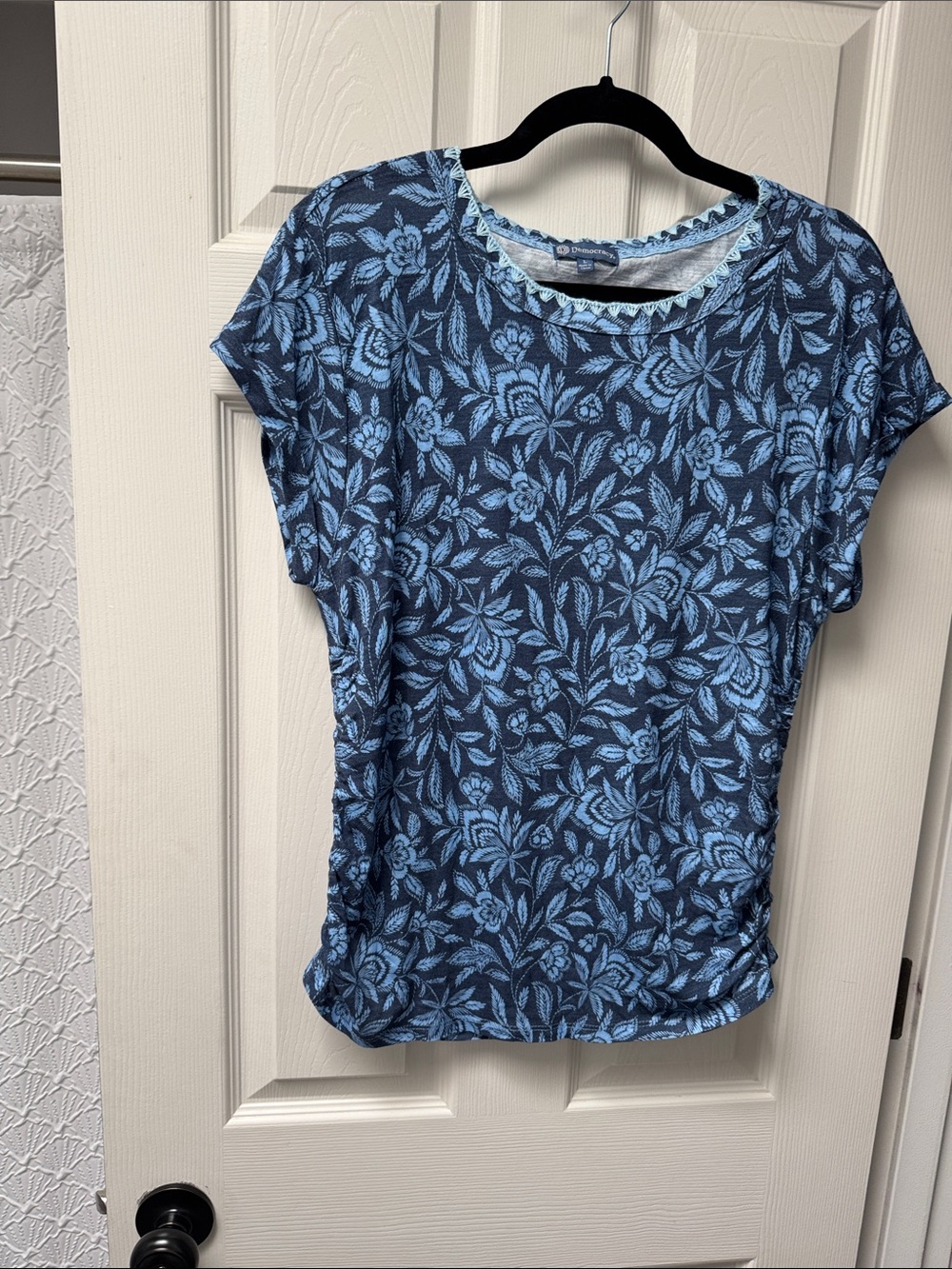Democracy Navy and Light Blue Floral Short Sleeve Top
